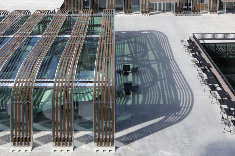 architecture-anne-demians-les-dunes-france-designboom-05
